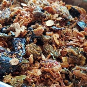 Pan Kha Yay Smoked Nge Gyee Kyaw  (ပန်း ခရေ ငါး ကျည်း ကျပ် တင် ခြောက်ကြော်)