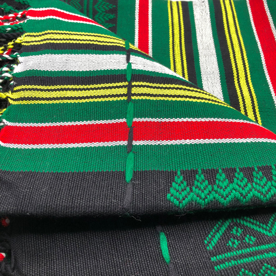 Traditional Diversity - Hand Made Myanmar Blanket (ဝါ ချည် လက် ခတ် စောင်)